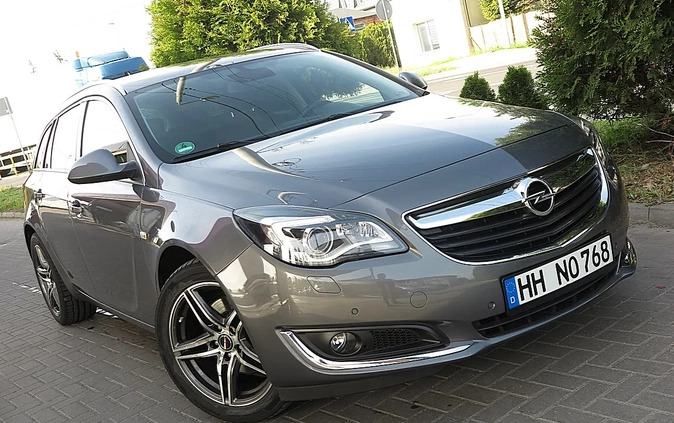 Opel Insignia cena 44600 przebieg: 135000, rok produkcji 2017 z Pieńsk małe 781